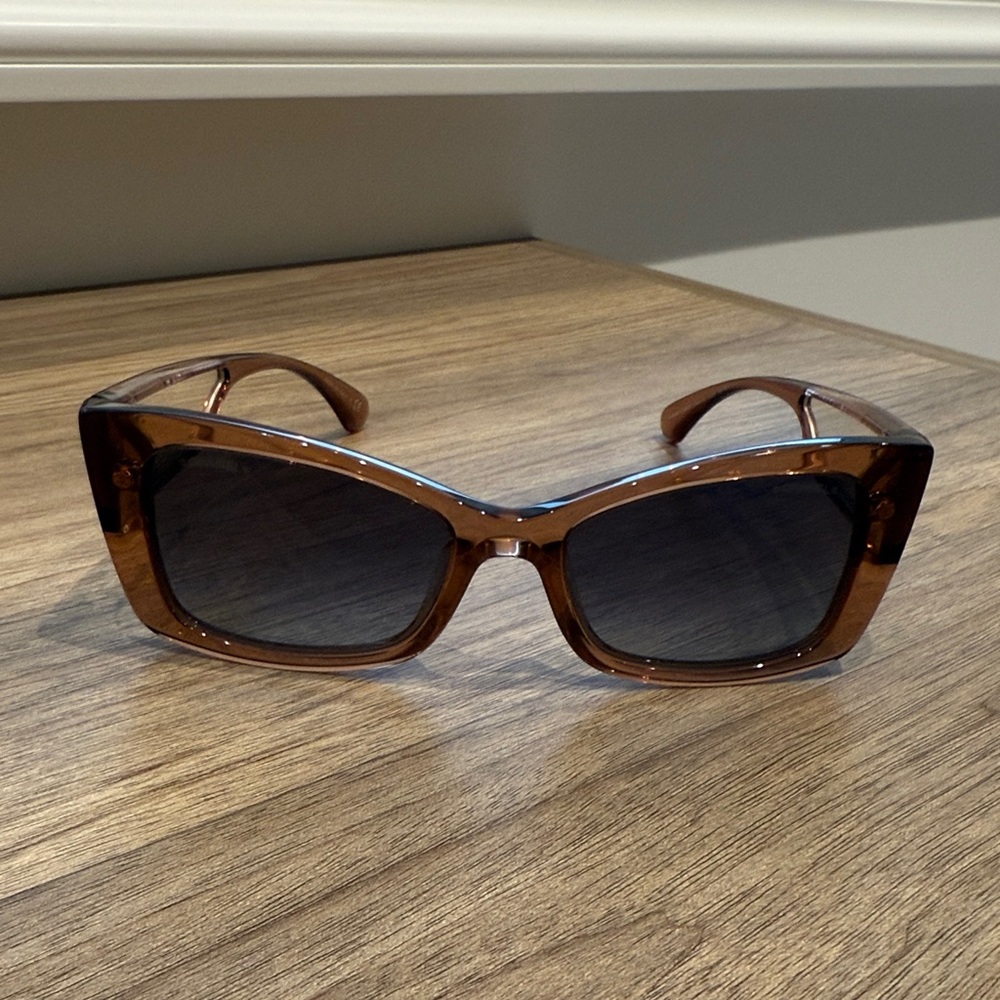 Chanel Chic pink/ Brown Sunglasses